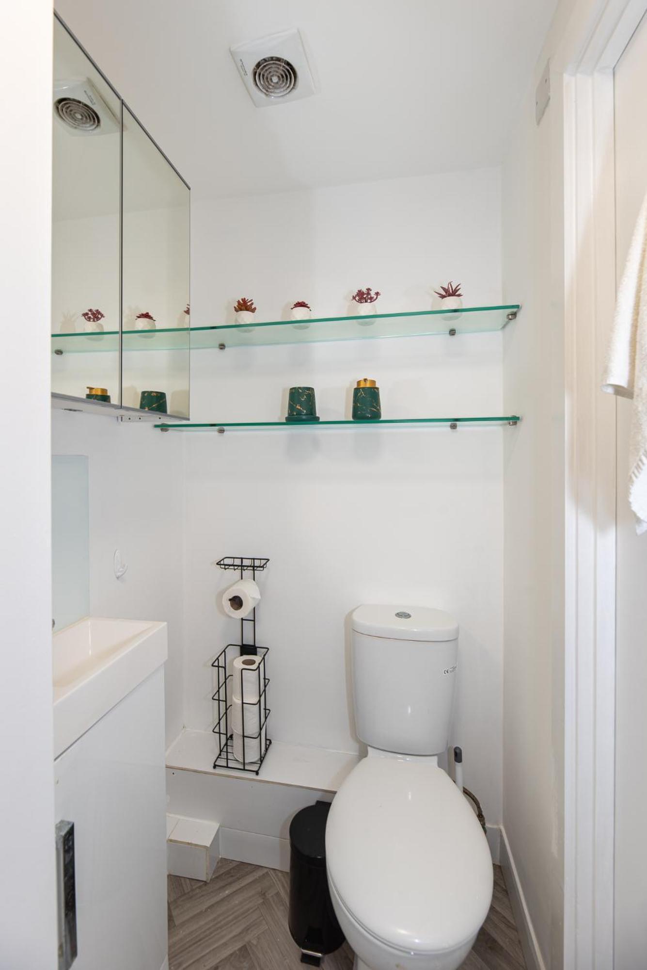 Small And Trendy Studio 3B London Eksteriør billede